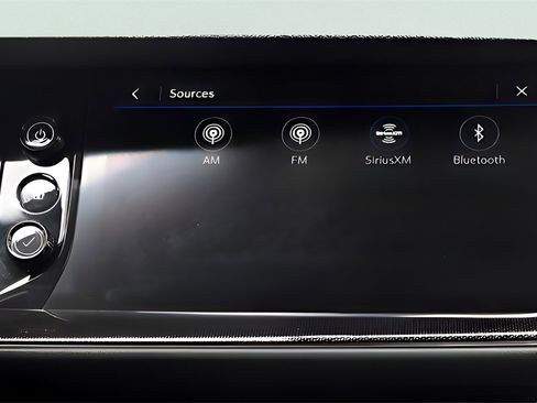 Used 2023 Buick Envision Essence image 15