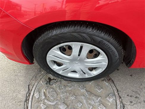 Used 2011 Honda Fit image 10