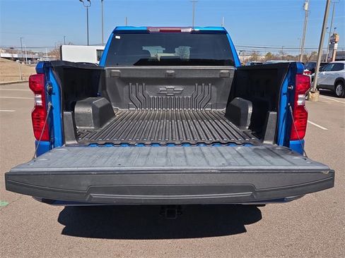 Used 2022 Chevrolet Silverado 1500 Custom image 15