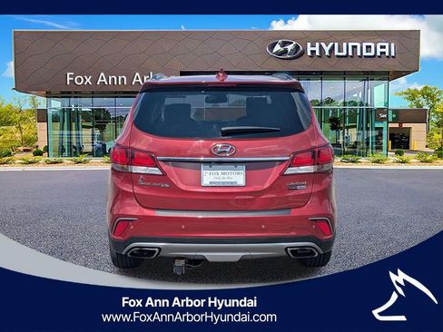 Used 2017 Hyundai Santa Fe Limited w/ Cargo Package AWD/4WD image 4