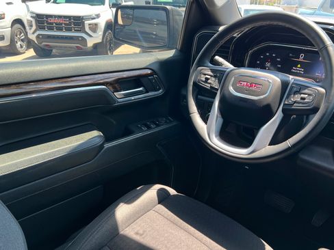 Used 2024 GMC Sierra 1500 Elevation RWD image 12