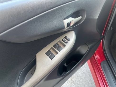 Used 2013 Toyota Corolla S FWD image 15
