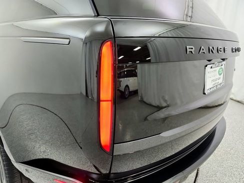 Certified 2023 Land Rover Range Rover SE AWD/4WD image 29