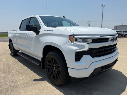 Used 2023 Chevrolet Silverado 1500 RST w/ Protection Package image 3