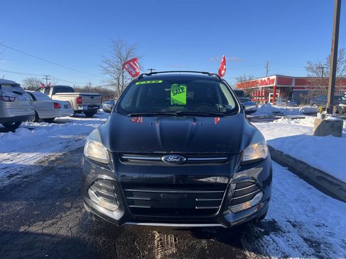 Used 2015 Ford Escape SE w/ SE Chrome Package image 7