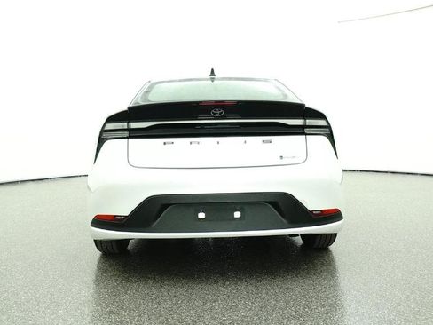 New 2026 Toyota Prius Plug-In Hybrid FWD image 48