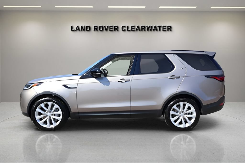 New 2026 Land Rover Discovery S AWD/4WD image 2