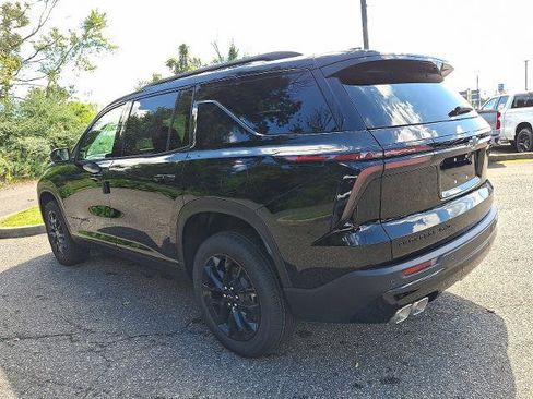 New 2026 Chevrolet Traverse LT w/ Midnight/Sport Edition image 3