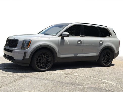 Used 2021 Kia Telluride EX w/ EX Premium Package AWD/4WD image 22