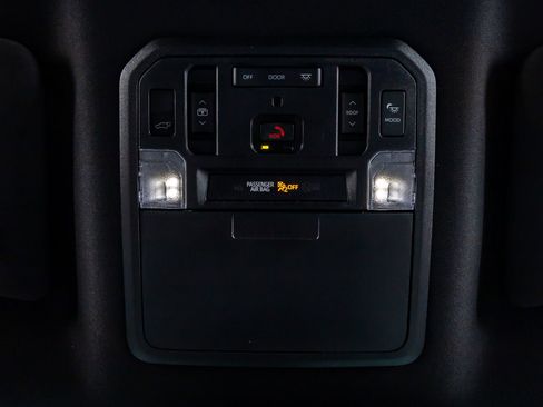 Used 2024 Toyota Sequoia Platinum image 29