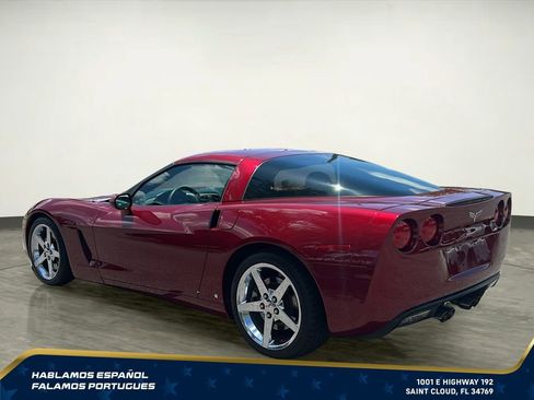 Used 2007 Chevrolet Corvette Coupe w/ Performance Package RWD image 4