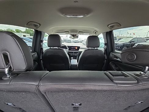 Used 2025 Buick Encore GX Preferred FWD image 35