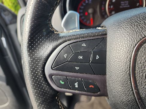 Used 2022 Dodge Durango SRT w/ Technology Group image 32