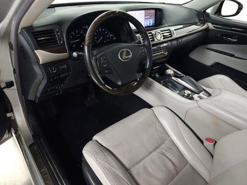 Used 2014 Lexus LS 460 AWD w/ Comfort Package image 15