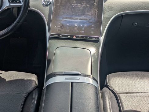 Used 2024 Mercedes-Benz C 300 Sedan image 17