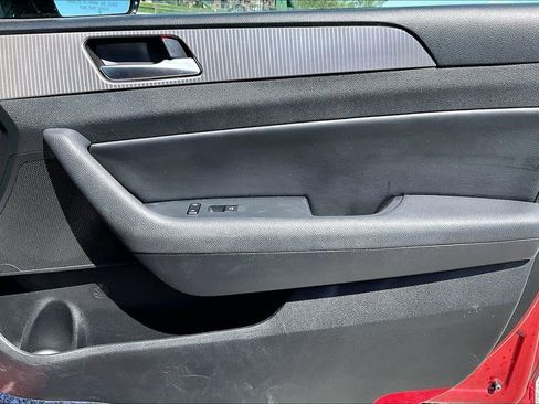 Used 2019 Hyundai Sonata Limited image 22
