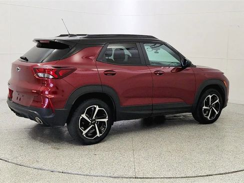 Used 2023 Chevrolet TrailBlazer RS w/ Technology Package AWD/4WD image 7