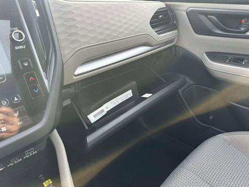 Certified 2025 Subaru Forester Premium image 17