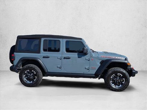 Used 2024 Jeep Wrangler Unlimited Rubicon w/ Capability Package AWD/4WD image 4