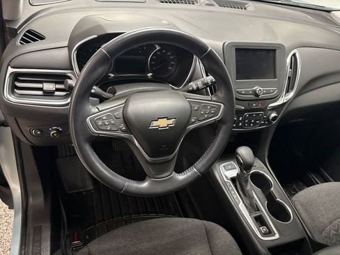 Used 2022 Chevrolet Equinox LT image 16