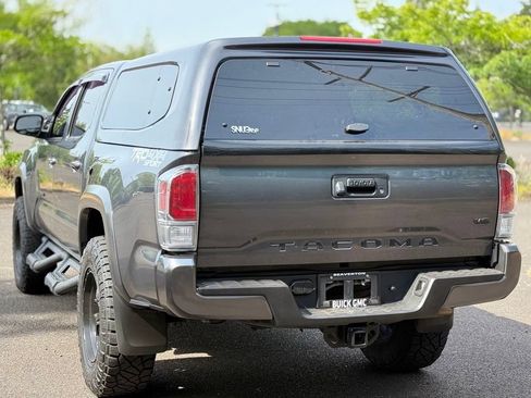 Used 2023 Toyota Tacoma TRD Sport AWD/4WD image 3