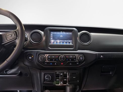 Used 2023 Jeep Wrangler Unlimited w/ Cold Weather Group AWD/4WD image 22