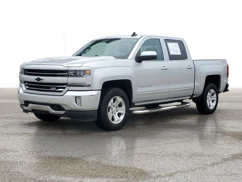 Used 2017 Chevrolet Silverado 1500 LTZ Z71 w/ LTZ Plus Package image 2