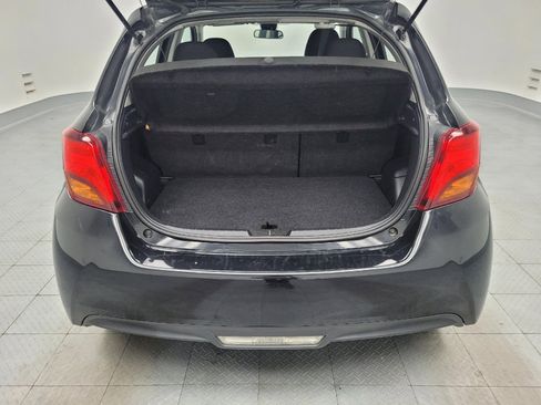 Used 2017 Toyota Yaris L w/ Carpet Mat Package FWD image 29