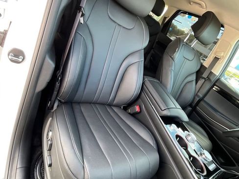 Used 2025 Genesis GV80 2.5T image 19