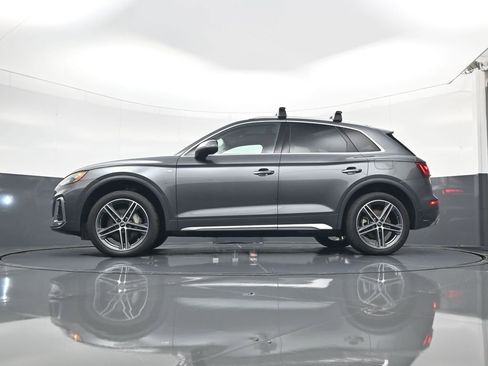 Used 2021 Audi Q5 e Premium Plus w/ Premium Plus Package image 19