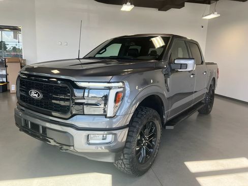 Used 2024 Ford F150 Lariat AWD/4WD image 3