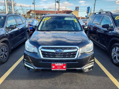 Used 2018 Subaru Forester 2.5i Premium w/ All-Weather Package image 2