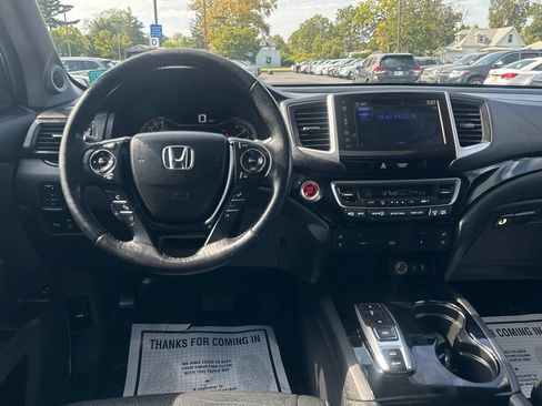 Used 2017 Honda Pilot Elite image 29