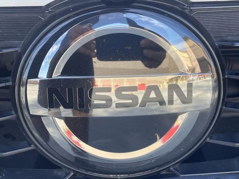 Used 2023 Nissan Sentra SR w/ SR Premium Package image 30