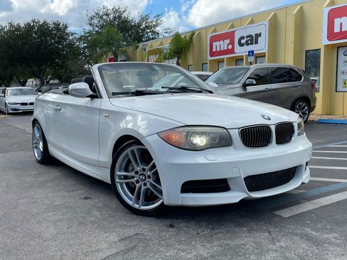 Used 2013 BMW 135i Convertible image 1