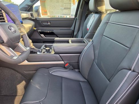 New 2026 Toyota Tundra Limited AWD/4WD image 8