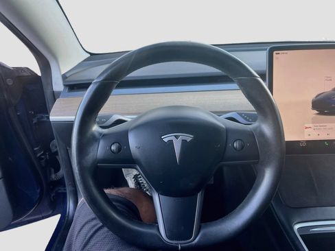 Used 2022 Tesla Model 3 Standard Range RWD image 11