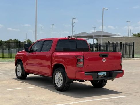 Used 2023 Nissan Frontier SV w/ SV Convenience Package AWD/4WD image 4