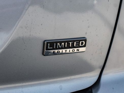 New 2025 Mitsubishi Eclipse Cross LE image 4