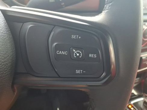 Used 2023 Jeep Wrangler Unlimited Sport AWD/4WD image 25