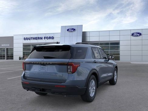 New 2026 Ford Explorer Active image 9