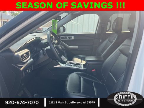 Used 2023 Ford Explorer XLT w/ Equipment Group 202A image 8