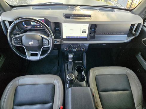 Certified 2023 Ford Bronco Wildtrak image 11