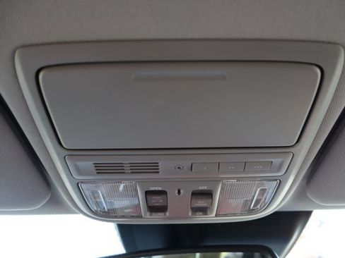 Used 2022 Honda CR-V EX-L image 27