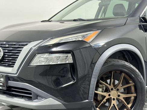 Used 2021 Nissan Rogue SV w/ Premium Package image 6