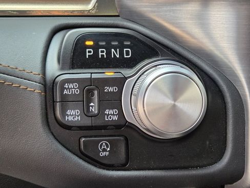 Used 2022 RAM 1500 Limited w/ Body Color Bumper Group AWD/4WD image 32