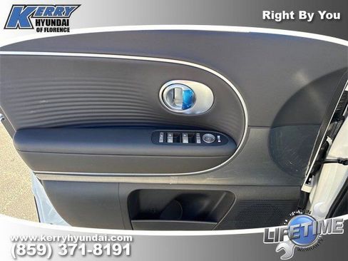 New 2026 Hyundai Ioniq 9 SEL image 8