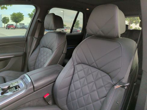 Used 2024 BMW X5 xDrive40i w/ M Sport Package AWD/4WD image 25
