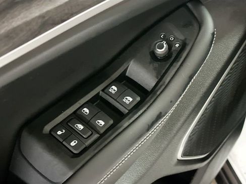 New 2026 Jeep Grand Cherokee Limited w/ Limited Altitude Package image 19