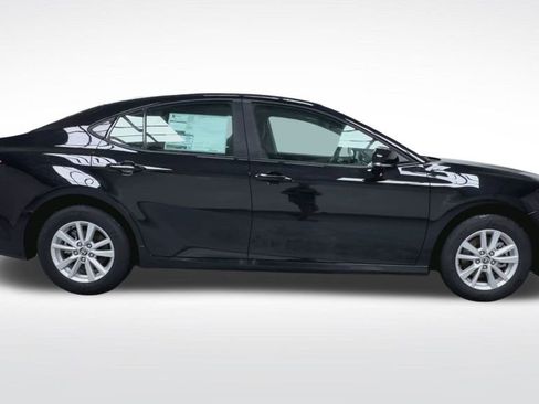 New 2026 Toyota Camry LE image 10